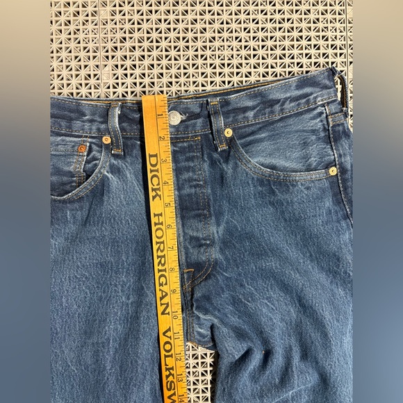 Levi's 501 Straight Leg Dark Was Blue Jeans - Picture 6 of 8
